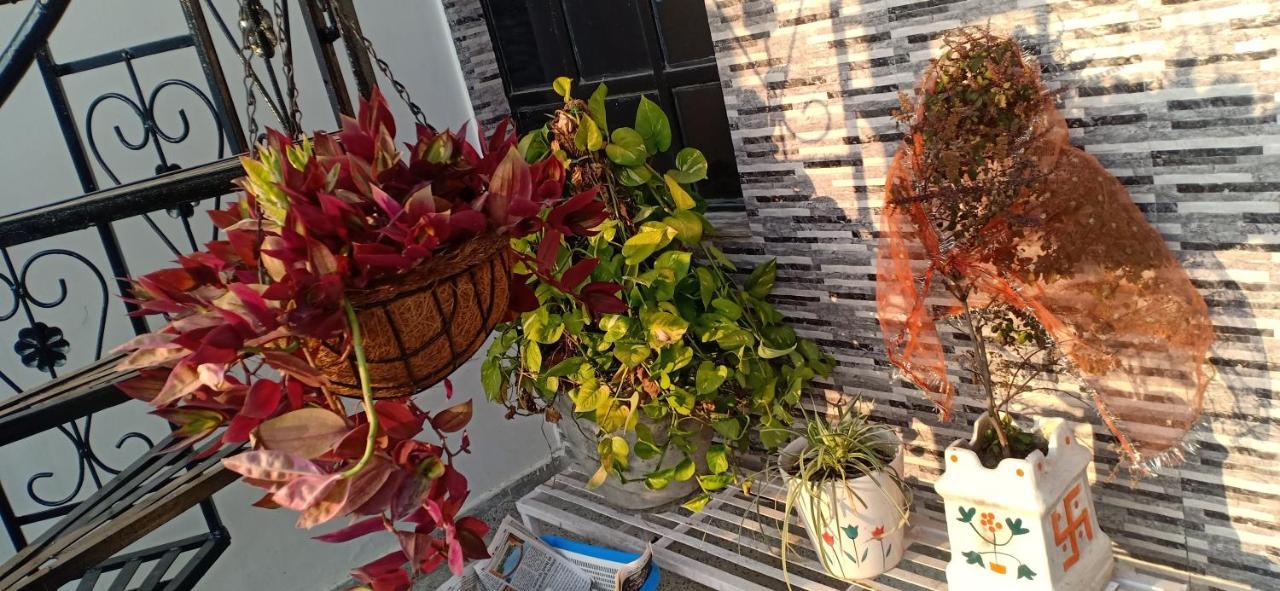 Ferienwohnung Sugandhim Kutir Dehradun Exterior foto